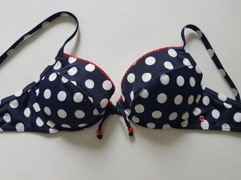Esprit Costumi da bagno & Bikini: Esprit Bikini Gr.34/36 Cup B – Nuovo (secondo la descrizione) da St.Gallen venduto da Puppa 1