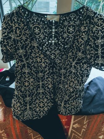 Sézane Bluse nachtblau Lochstickerei mit Spiegeln Gr. 36 / S