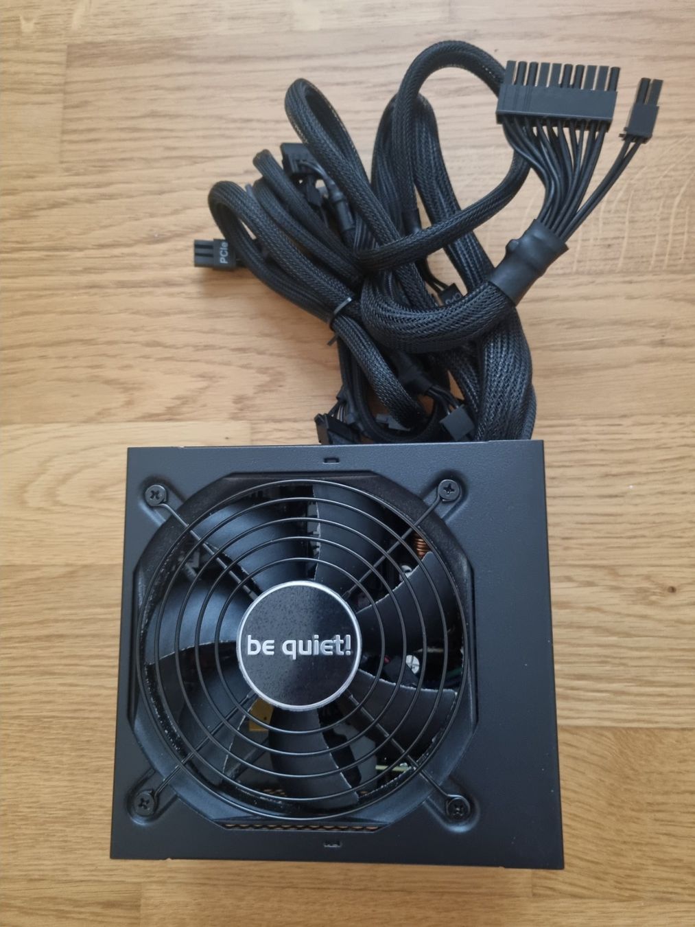 beQuiet! Custodie: PC Netzteil. be quiet! System Power 9 – Usato da Niederweningen venduto da TNTCH
