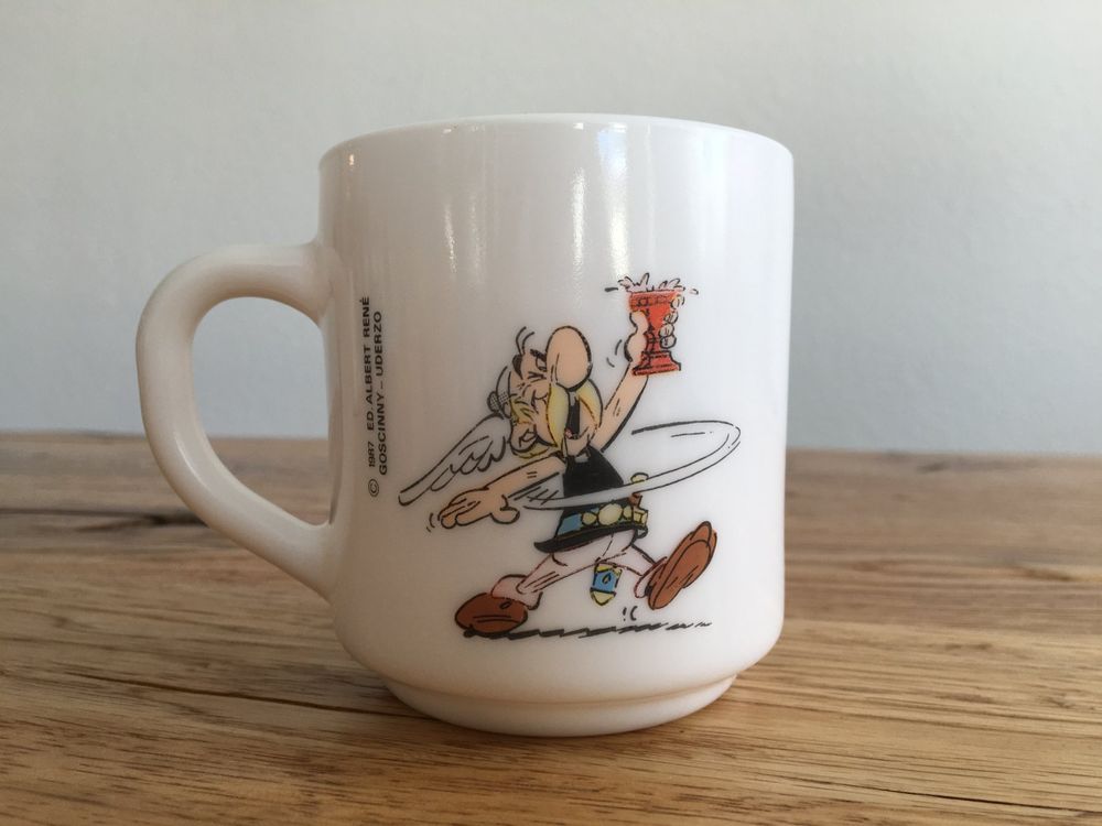 Lot De 2 Thermos Vintage Astérix – Éditions 1983 (rare Biscuit) Et 1987