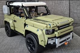 LEGO Technic Land Rover Defender 42110