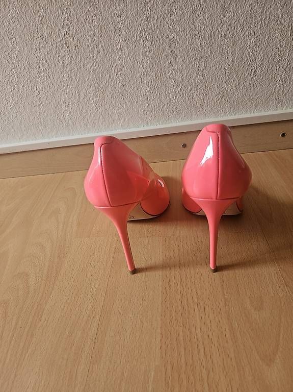 Damenschuhe: Sergio Levantesi Pumps, Pink/Neon, Gr 40  – Gebraucht aus Zürich von Elena231 1