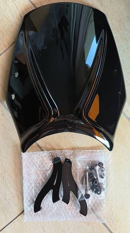 Triumph Tutti i ricambio per moto: Windabweiser / Scheibe Triumph Trident 660 – Nuovo e nell'imballaggio originale da Agno venduto da Snapyalpha 1