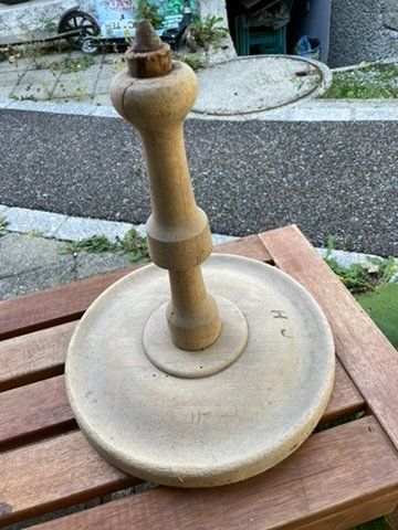 Tabourets: Melk-Hocker – D'occasion à Forch par ESELSTEIN
