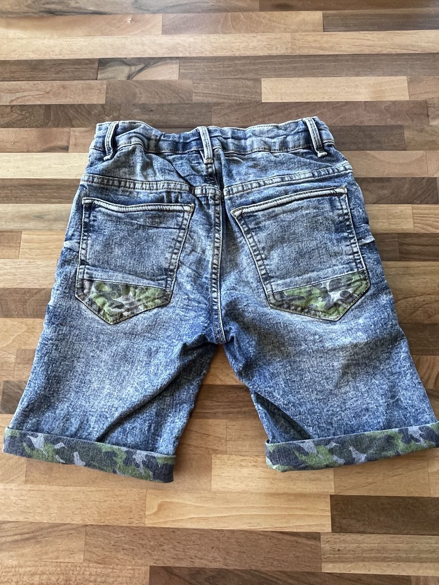 Pantaloni: Jeansshorts Chapter Young, Grösse 146 – Usato da Wetzikon ZH venduto da Olivier70 2