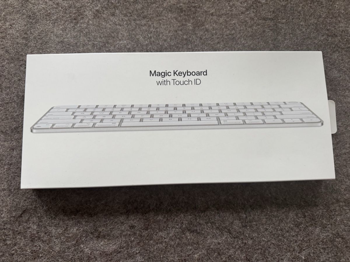 Apple Tastaturen: Apple Magic Keyboard with Touch ID – Neu (gemäss Beschreibung) aus St. Gallen von Asmolon