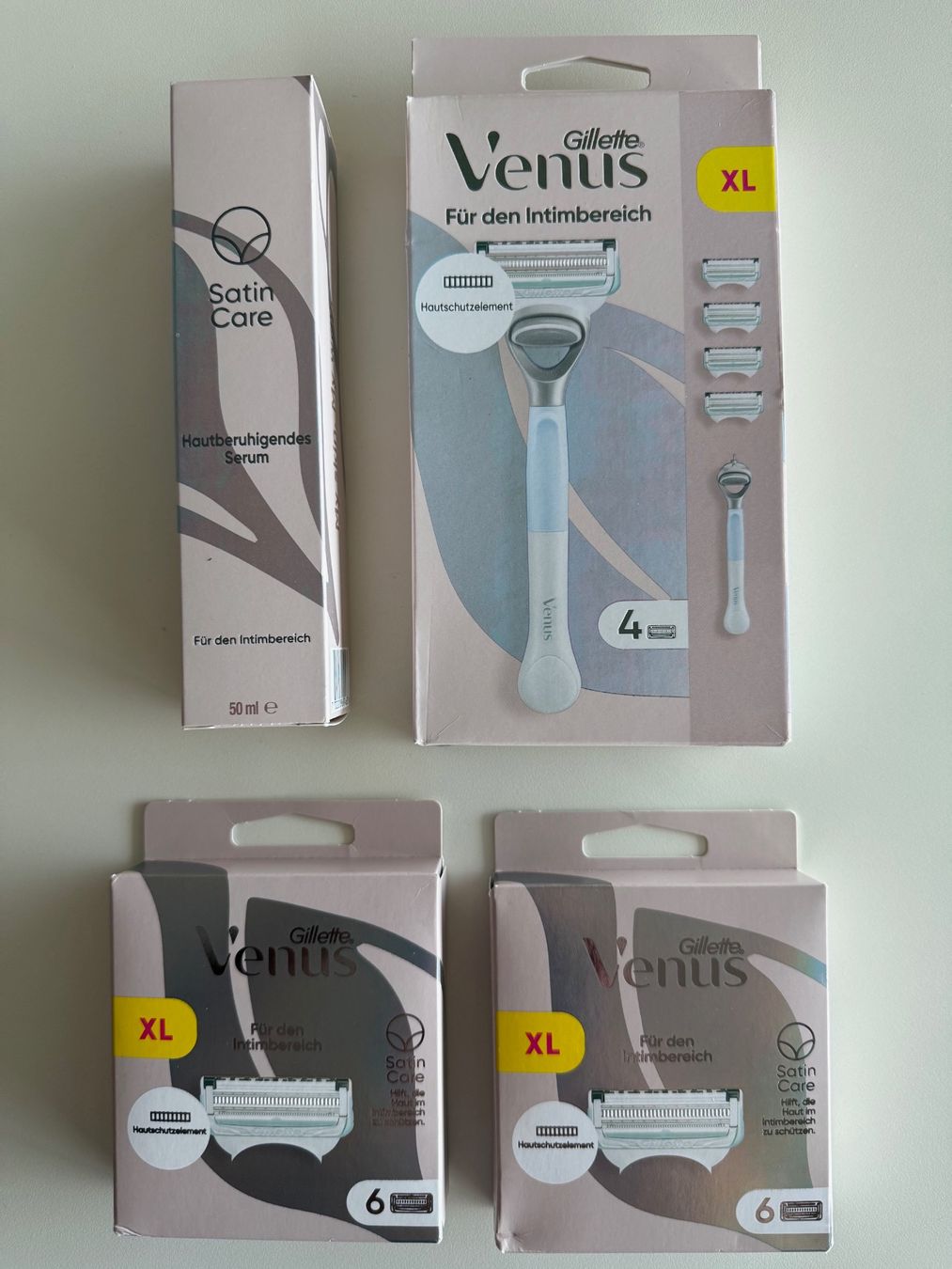 Gillette Rasierapparate & Rasierklingen: Gillette Venus, 18 pcs – Neu und originalverpackt aus St-Gingolph von GoldenKeys
