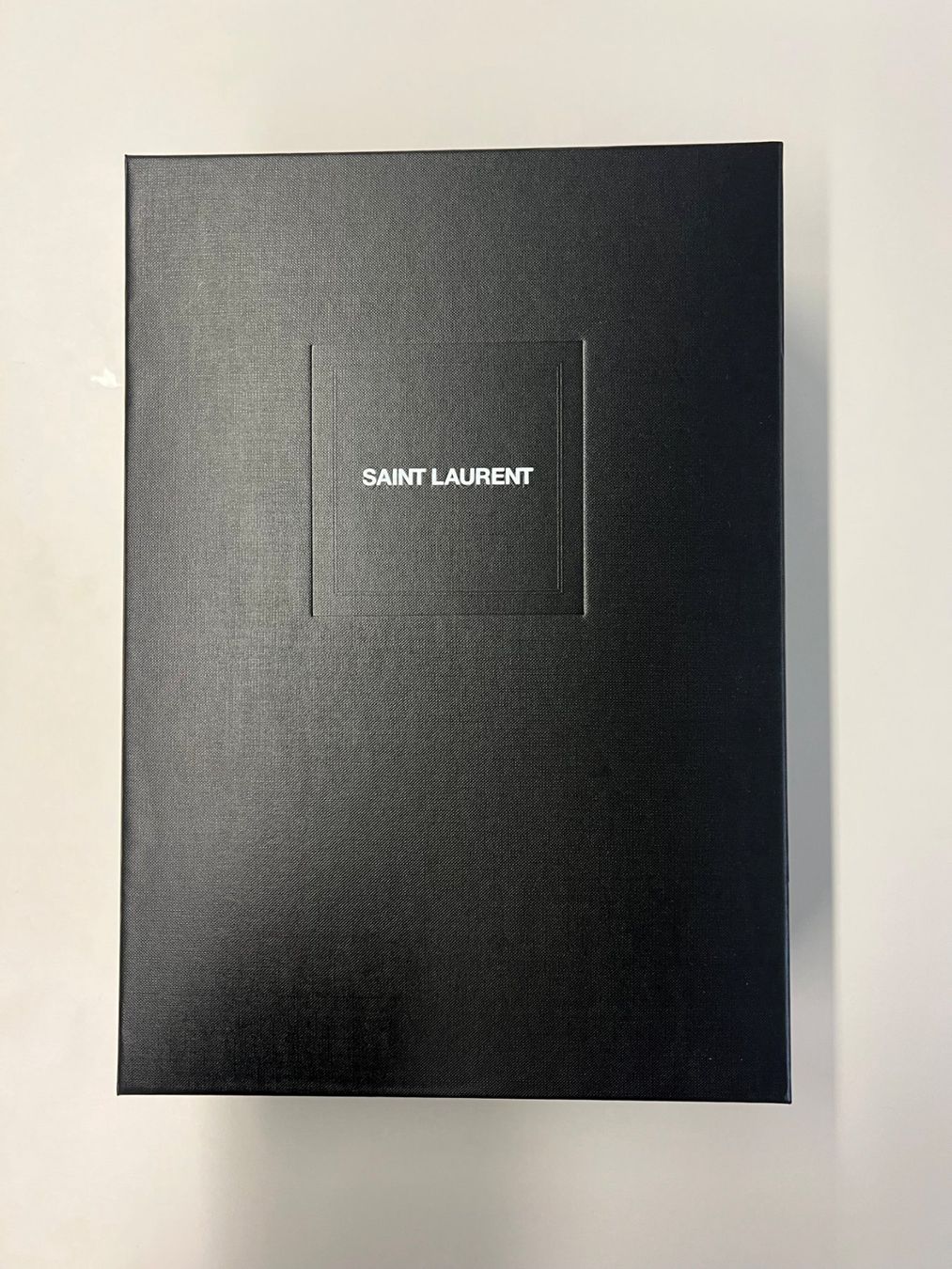 Saint Laurent Borse: Yves Saint Laurent mittlere Niki – Nuovo e nell'imballaggio originale da Lufingen venduto da mel_5yt5 2
