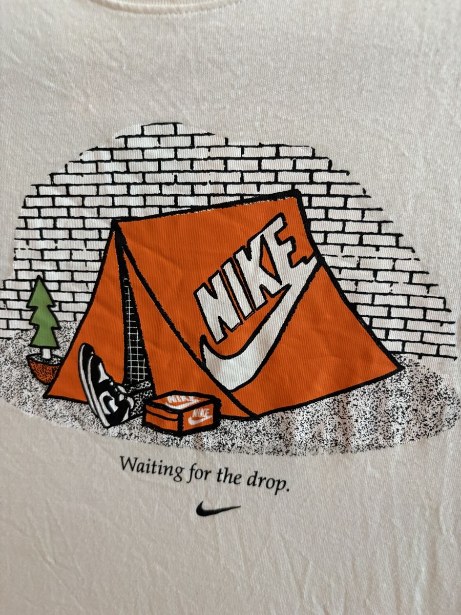 Nike T-shirt: T-shirt Nike, Size S – Usato da Neuchâtel venduto da sharposneaks 1