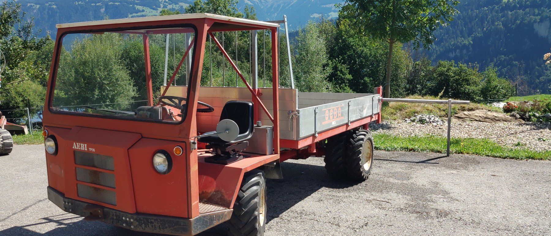 Aebi Trattori: Aebi TP35 mit 3Seiten Kipperbrücke – Usato da Siat venduto da Ramaeder 1