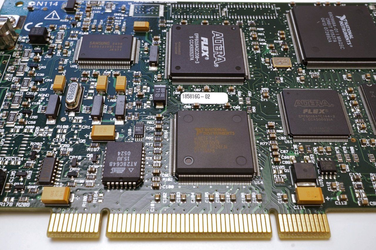 Mesurer: National Instruments PCI-1405 – D'occasion à Sugiez par dbm_7l29
