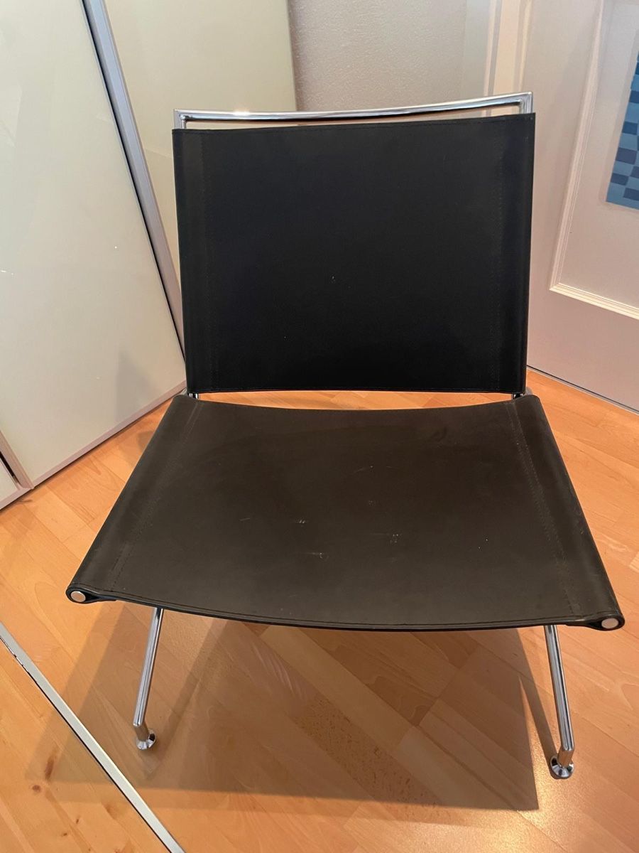 Pfister Poltrone: 2 Designsessel aus Leder mit Chromgestell – Usato da Rütschelen venduto da Adesso 1
