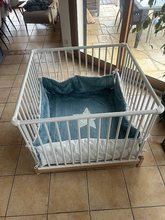 Box & Barriere di sicurezza: Parc pour enfant – Usato da Choulex venduto da bas_w8fg