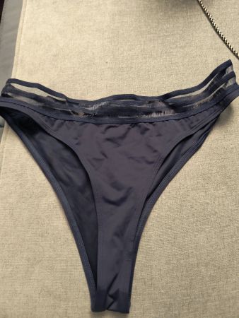 Yes or No Bikinihose, div. Gr. Dunkelblau, Neuwertig!