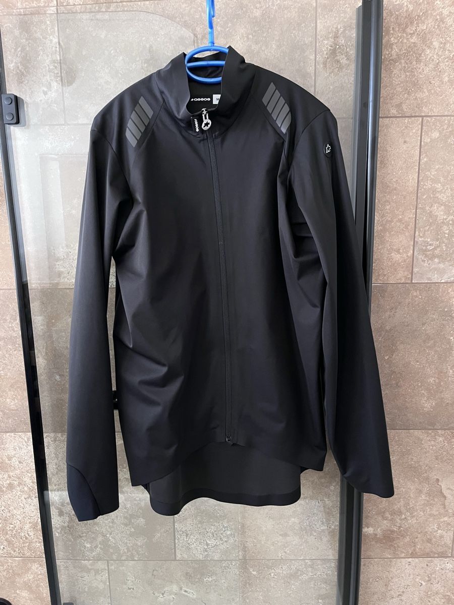 Assos Giacche: Assos Shell Jacke – Nuovo (secondo la descrizione) da Rain venduto da swmxman 1