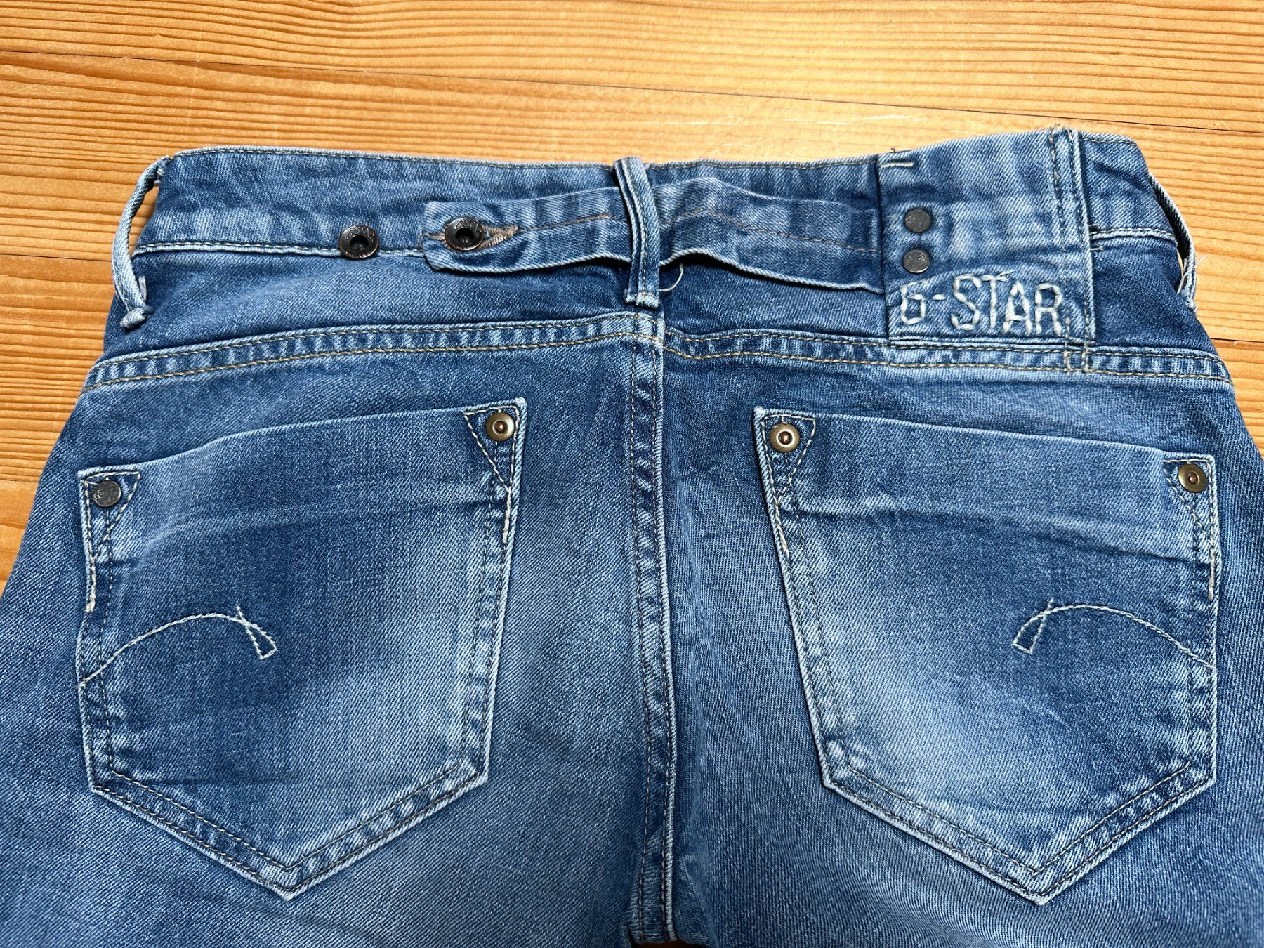 G-Star Jeans: G-Star Jeans Midge Straight Grösse 28 – Usato da Gümmenen venduto da FelizitasHermann 9