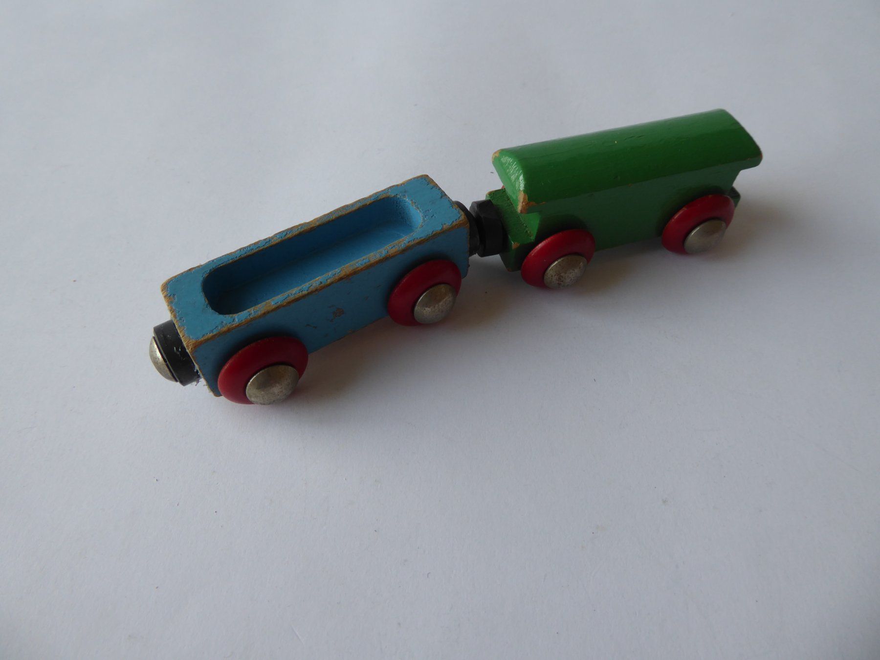 Brio Giocattoli: Nostalgie Brio, 2 Wagen, gebraucht – Usato da Turbenthal venduto da Panau