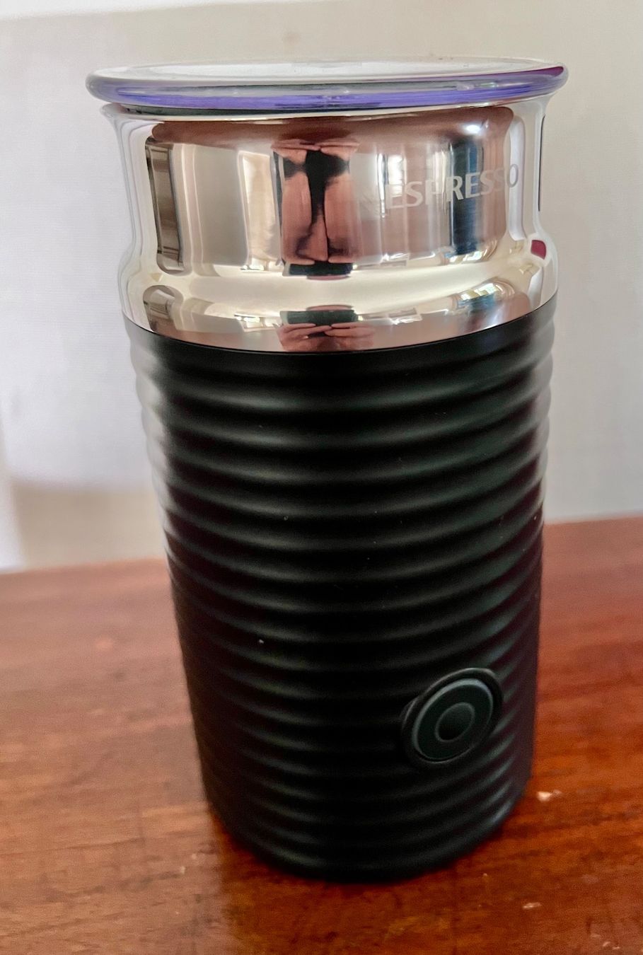 Küchengeräte: Nespresso Milchschäumer – Gebraucht aus Grüningen von pie_b8yx