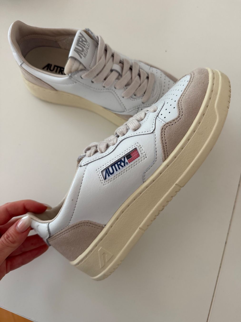 Autry Damenschuhe: Autry Sneaker NEU – Neu (gemäss Beschreibung) aus Solothurn von Vintage87