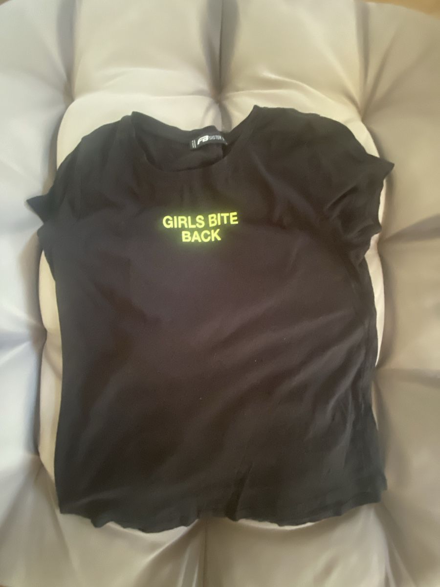 Camicette, T-shirt & Top: 2 T-Shirts Gr.164 – Usato da Meggen venduto da mavmav 2