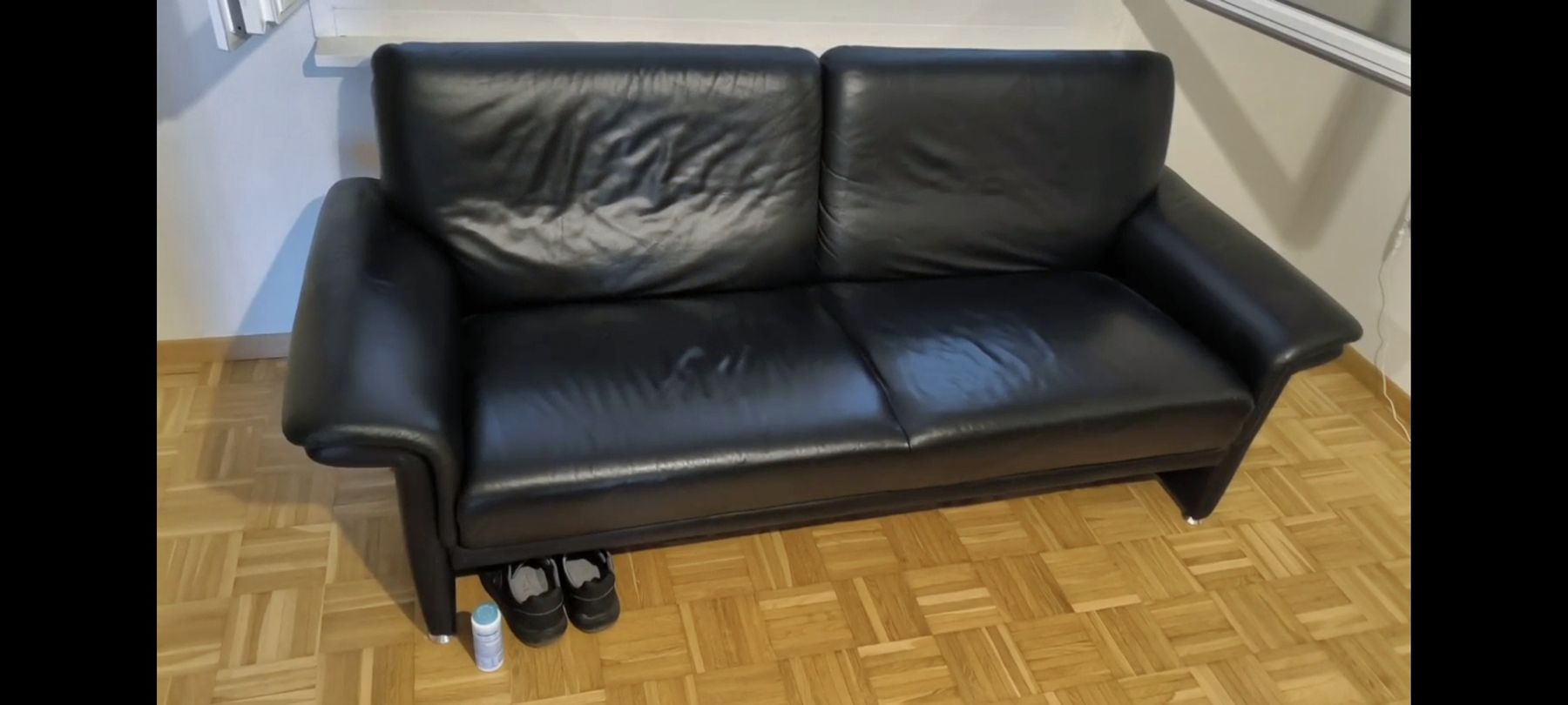 Sofas: 2er Set: Schwarze 2-Sitzer Sofas im modernen Design – Gebraucht aus Neuenhof von gab_9smb