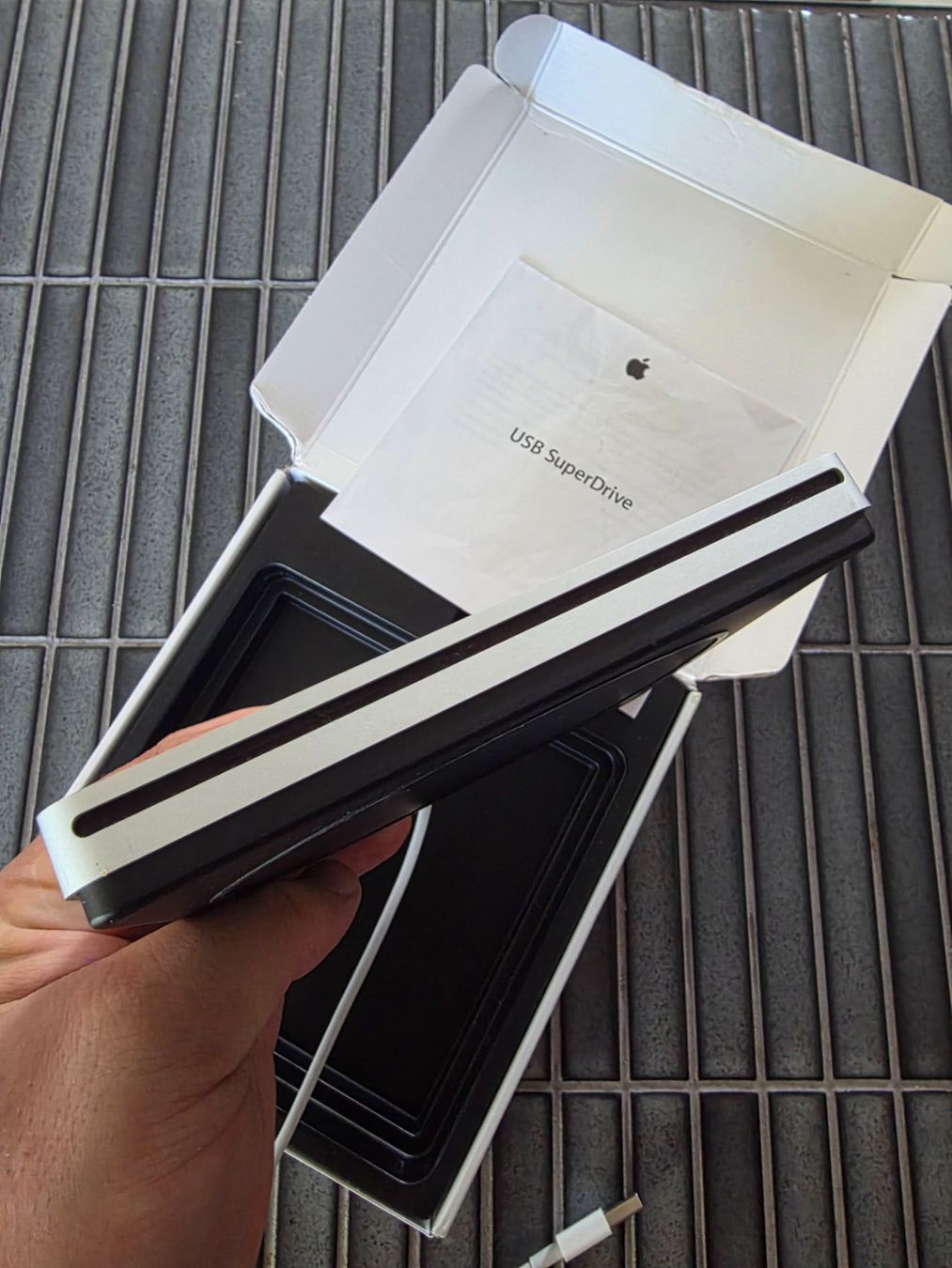 Apple Lecteur multimedia & Streamer: Apple USB SuperDrive – D'occasion à Biberist par Volo28 2
