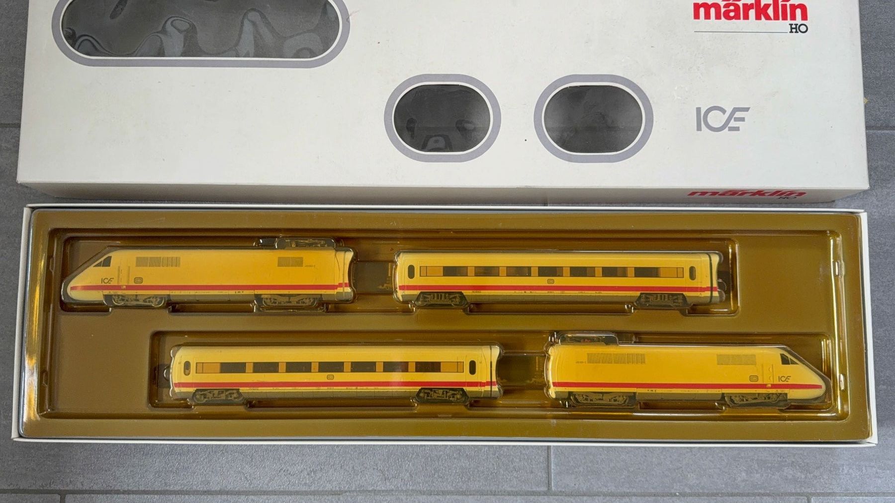 Modellini di ferrovie: Märklin 3371 ICE Set DB – Usato da Zwingen venduto da moje1 1