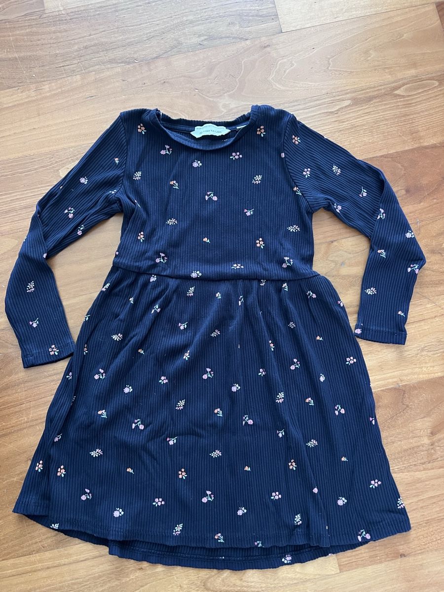 Tom Tailor Robes et jupes: Tom Tailor Strickkleid - Grösse 104/110 – D'occasion à Wil SG par ooMariposaoo