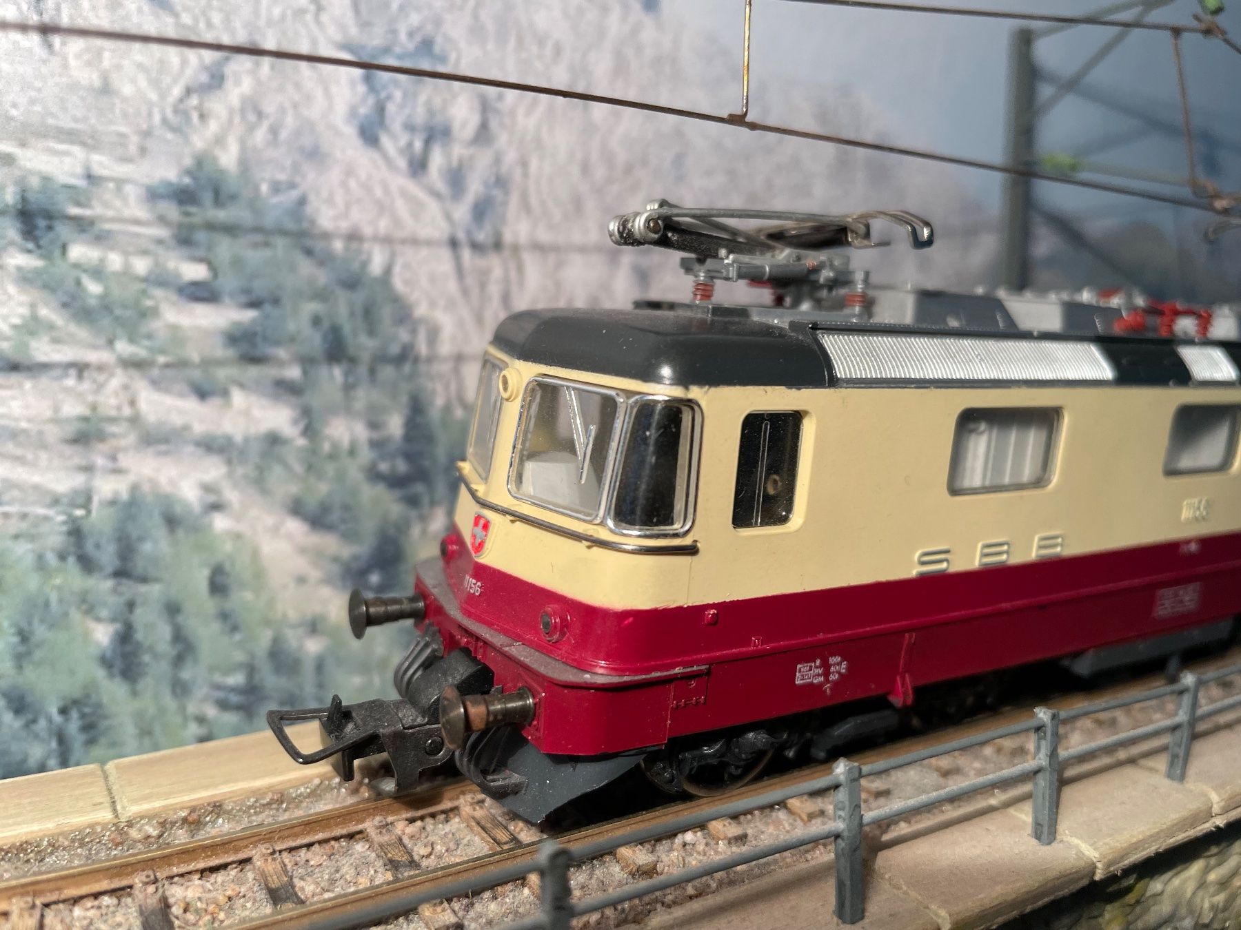 Fleischmann Modellini di ferrovie: Fleischmann HO 4341 Re 4/4 TEE SBB analog – Usato da Rorschach venduto da Karotten 2