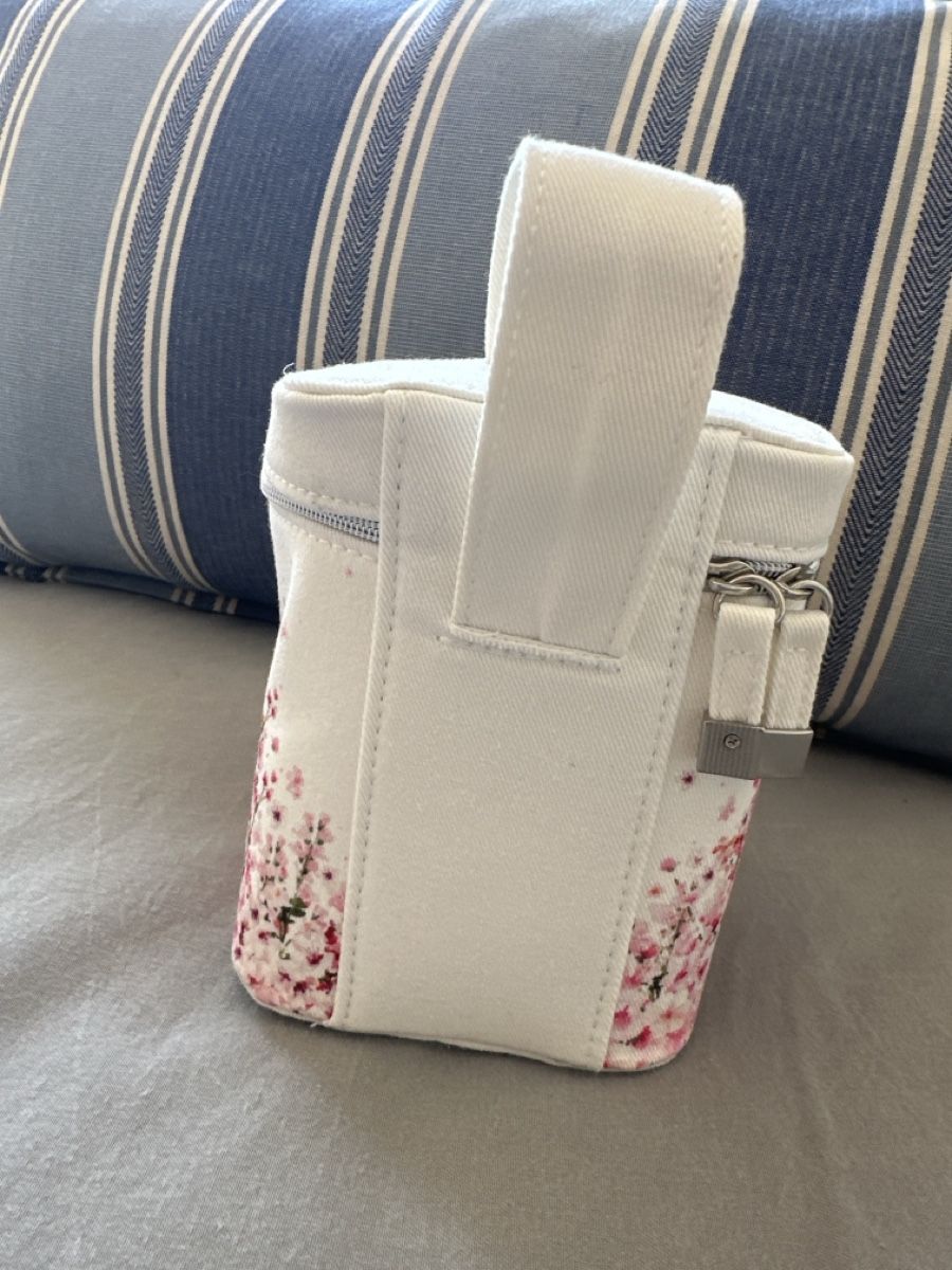 Dior Kosmetikkoffer: Dior Schminktasche  – Neu und originalverpackt aus Bassersdorf von Ayumiyamaguchi 2