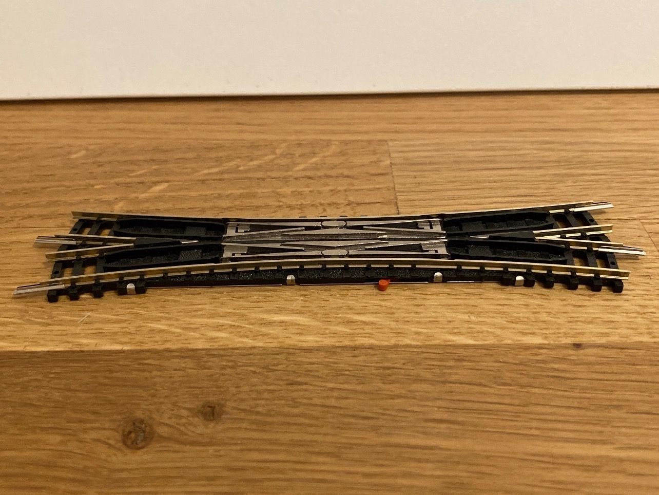 Trix Modellini di ferrovie: Minitrix 4960 Doppelkreuzweiche – Nuovo (secondo la descrizione) da Schlierbach venduto da Look8