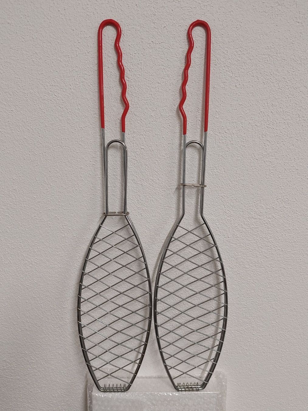 Bestecksets: 2 Grill Fischhalter – Gebraucht aus Hefenhofen von GSC99