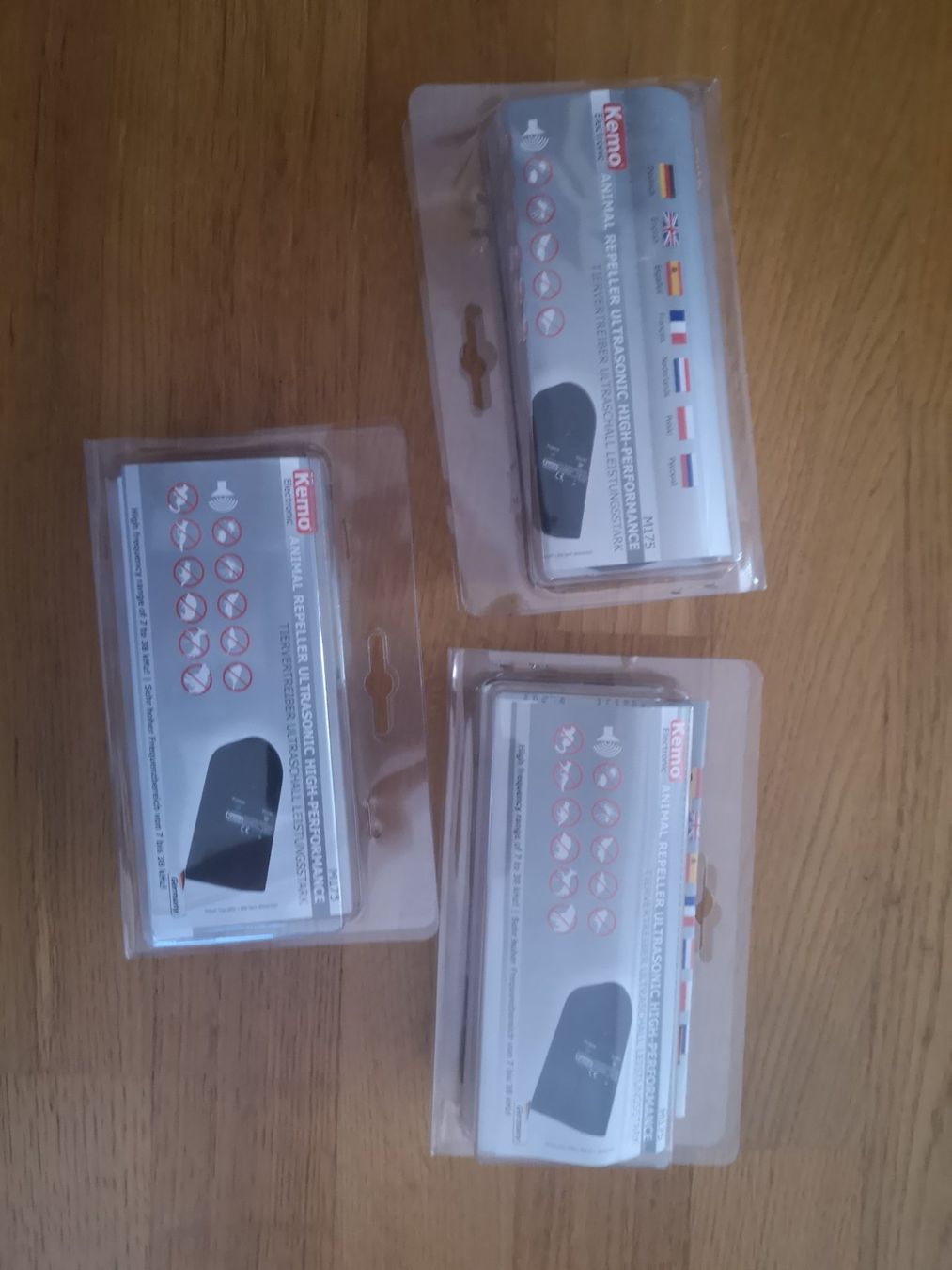 Spine: Repulsif animal ultrasonique, 3 pieces – Usato da Biel/Bienne venduto da Milly13