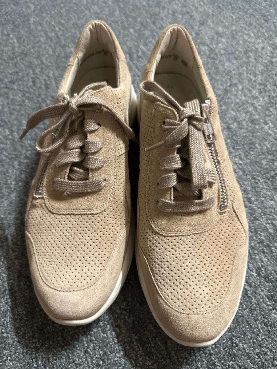 Scarpe da donna: Solidus Halbschuhe Gr 39.5 neu – Nuovo e nell'imballaggio originale da Baltschieder venduto da YmroBe