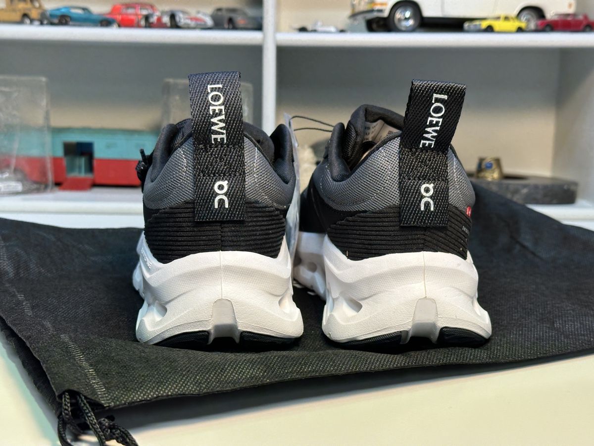 On Chaussures femmes: LOEWE x On Cloudventure Grösse EU 37 Neu – Neuf (Voir description) à Wädenswil par HobbyZimmer 5
