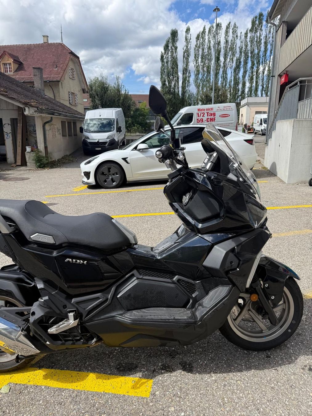 Sym Strada: Sym ADX 125 Roller – Usato da Oensingen venduto da Mmax83
