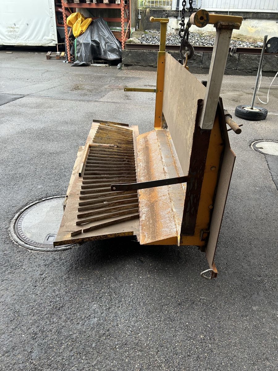 Autoribaltabili: Abstreu Heckladen – Usato da Gommiswald venduto da kl98 3