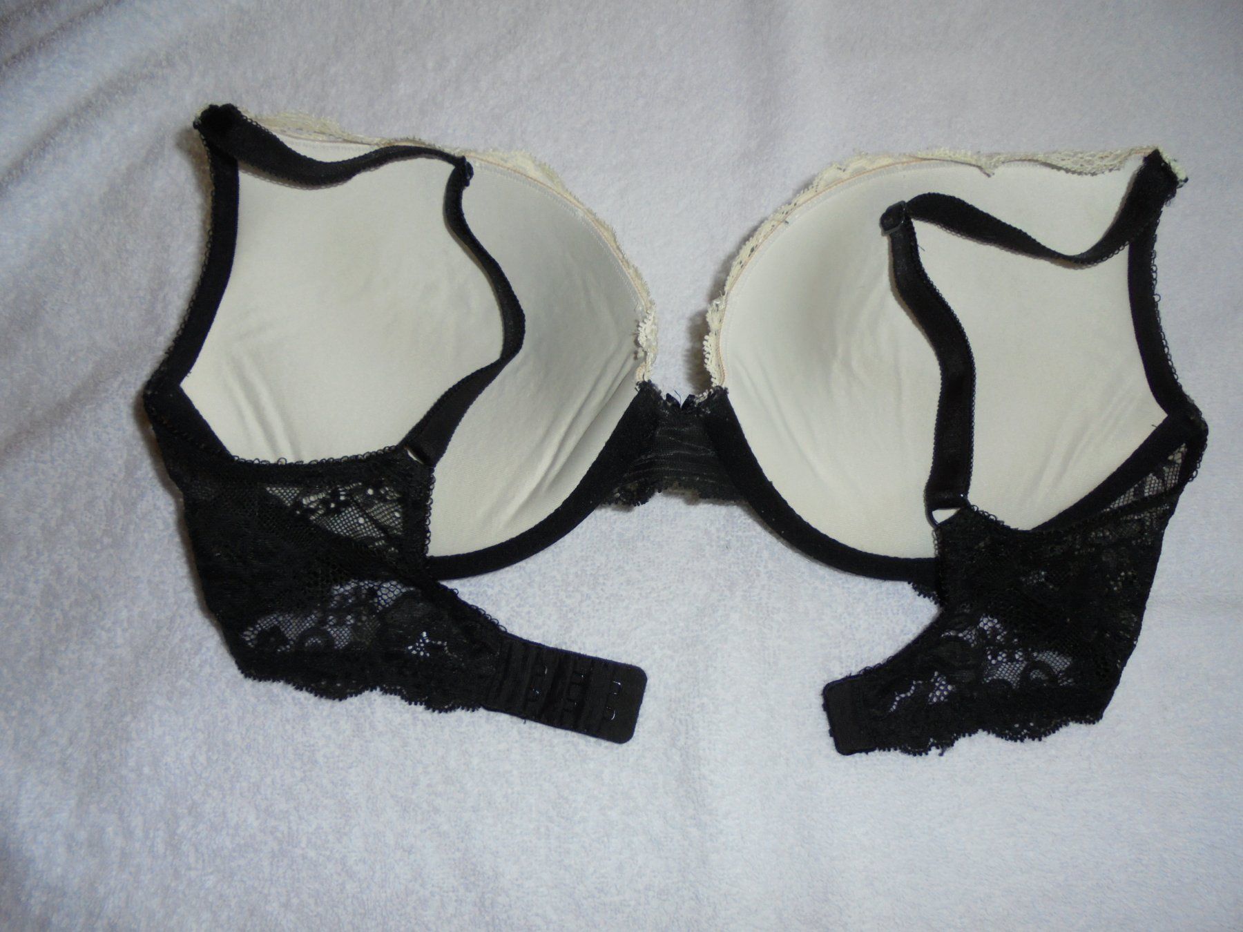 Victoria's Secret Altra biancheria intima: VICTORIA'S SECRET BH 34 DD / 75 E – Usato da Aarau Rohr venduto da PinkSchwein 4