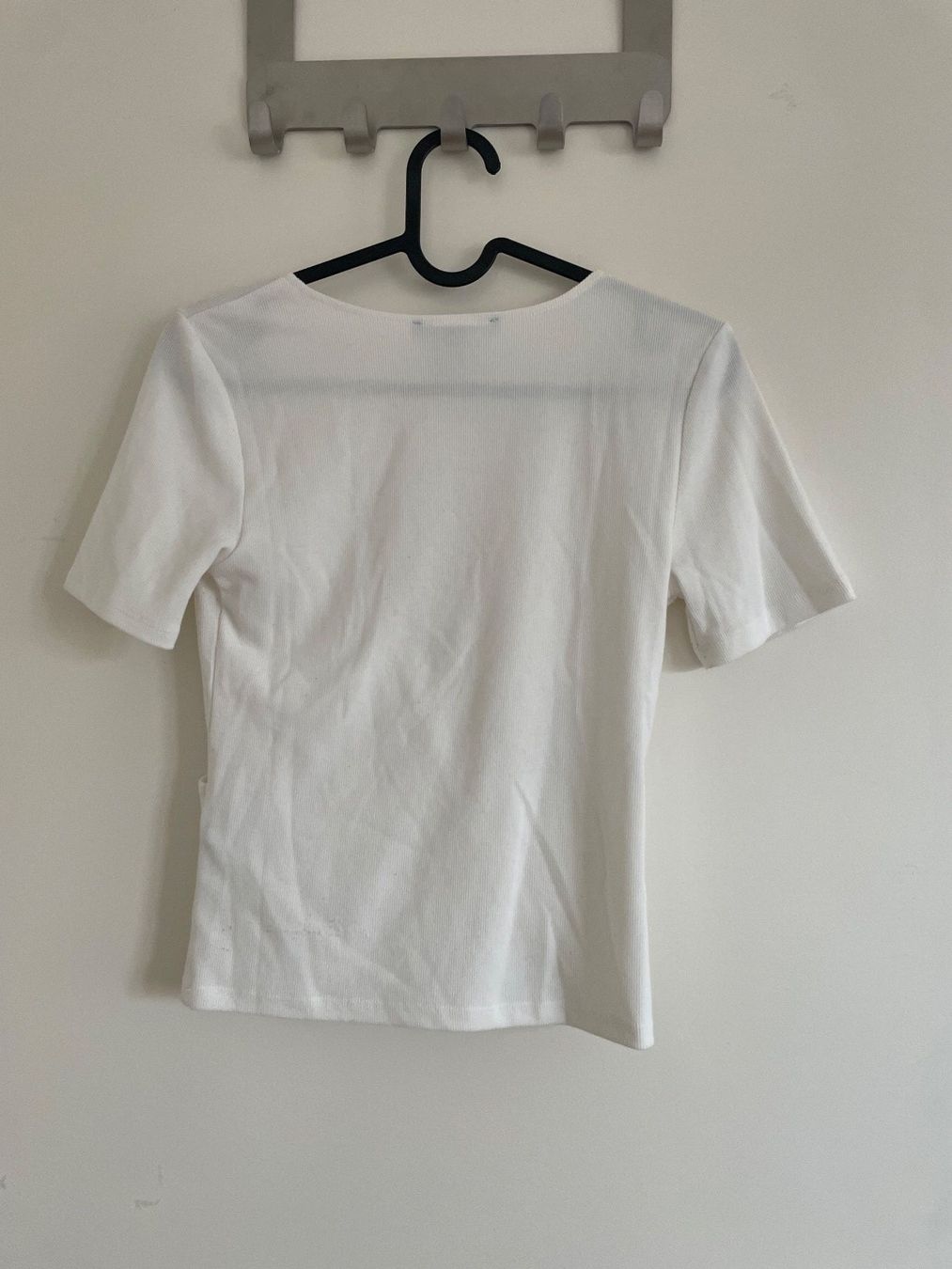 Tops: Weisses Oberteil – D'occasion à Basel par schnudibu 1