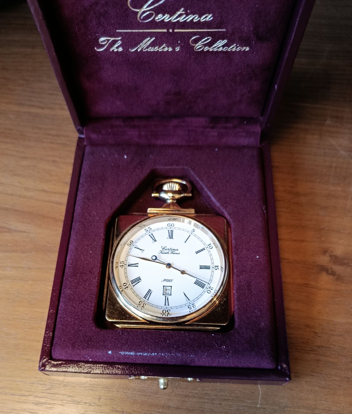 Certina Orologi: Certina Masters Collection Tischuhr – Usato da Riehen venduto da twentymodern 1