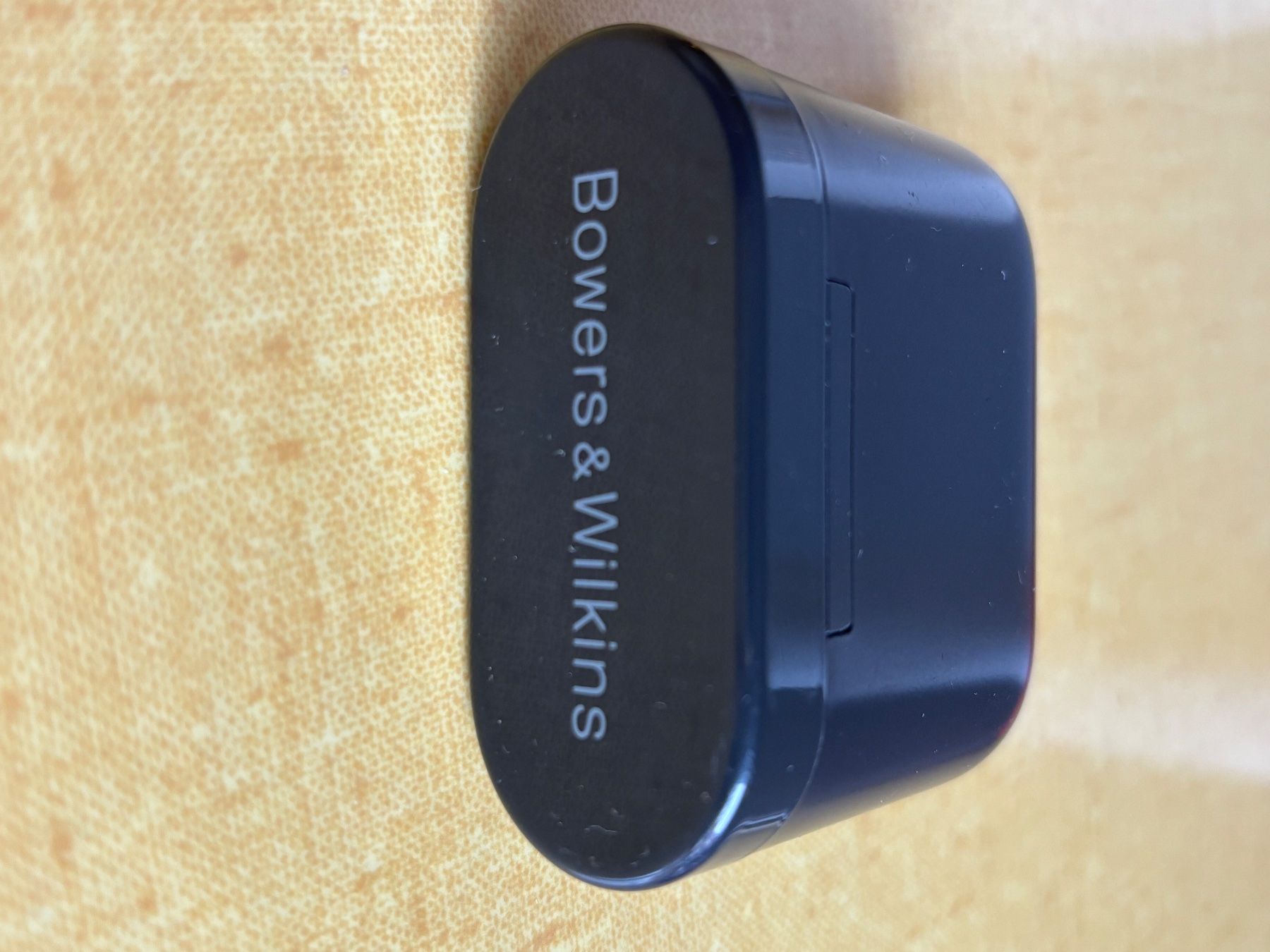 Bowers & Wilkins Cuffie: Bowers & Wilkins Pi5 – Usato da Bern venduto da Lostintranslation 3