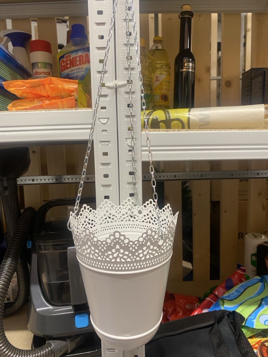 Ikea Altro per la casa: Hängekorb mit Kette weiss Landhausstil – Usato da Zürich venduto da vreni1973
