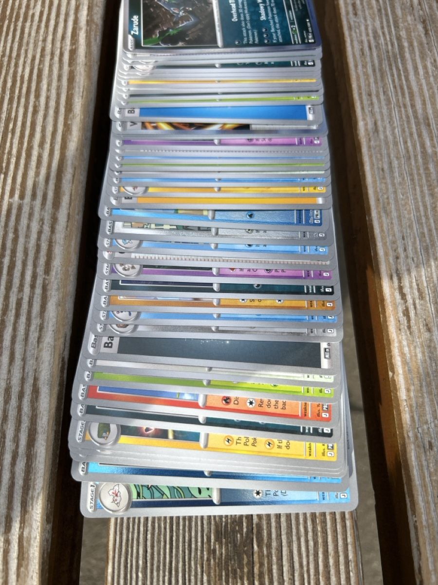 Pokémon Carte collezionabili: Pokemon holo and normal cards mixed deck perfect condition – Usato da Basel venduto da basaranhallac 1