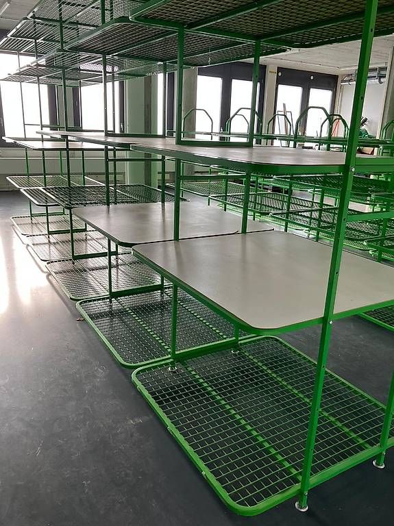 Regale: Stabiles Lagerregal, Metall – Gebraucht aus Basel von bor_f6lf