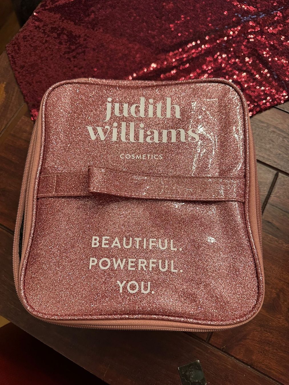 Make-up: Judith Williams Kosmetikorganizer Dunkelrose Glimmer – Gebraucht aus Bern von womiman