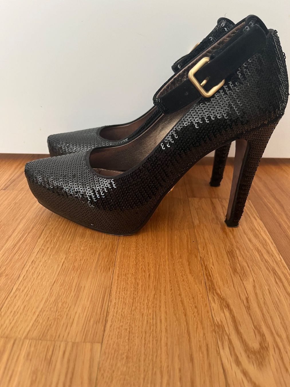 Navyboot Scarpe da donna: Navyboot Pumps mit Pailletten, Grösse 36 – Usato da Baar venduto da sim_5d6l