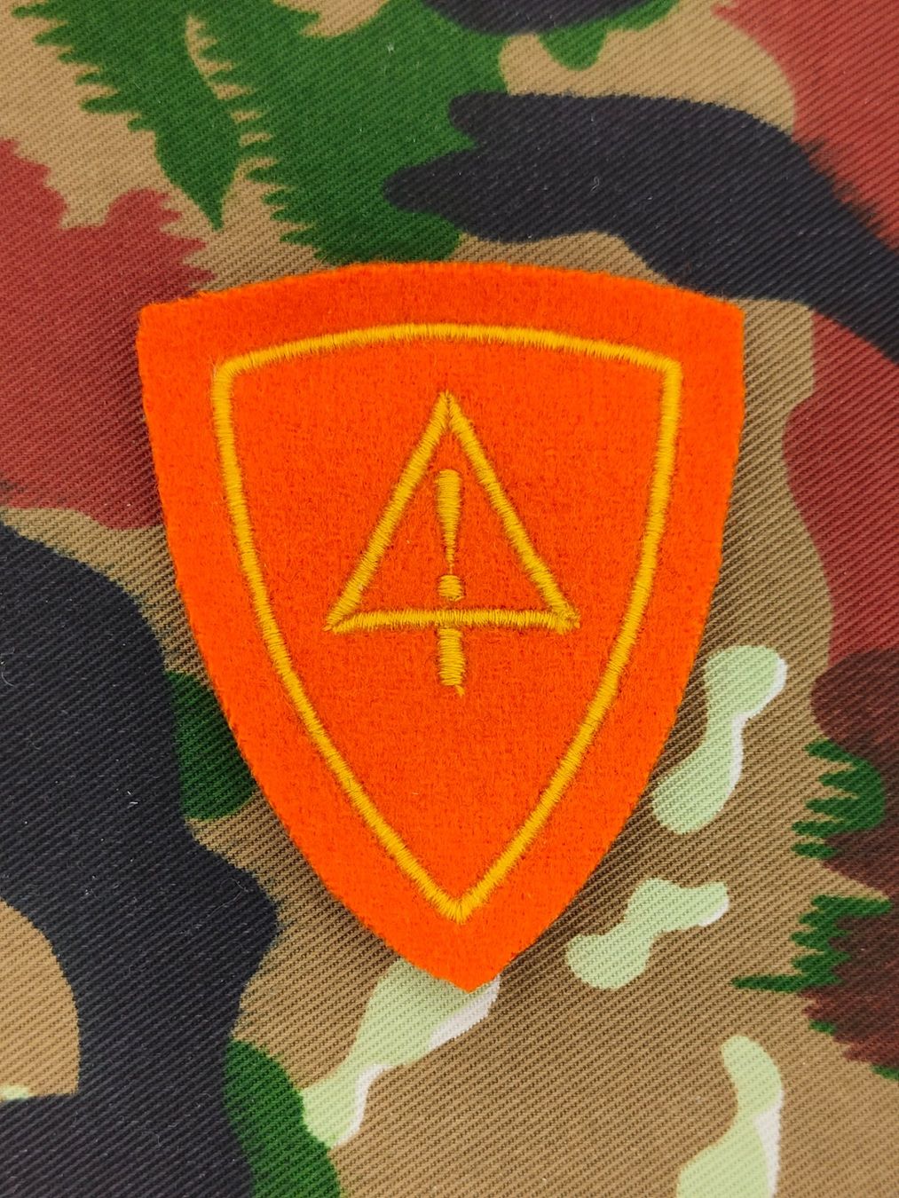 Schweizer Armee Uniformi:  Funktionsabzeichen Strassendienst Det. Ord. 1949 Variante 2 – Usato da Bauma venduto da SwissMilitaria