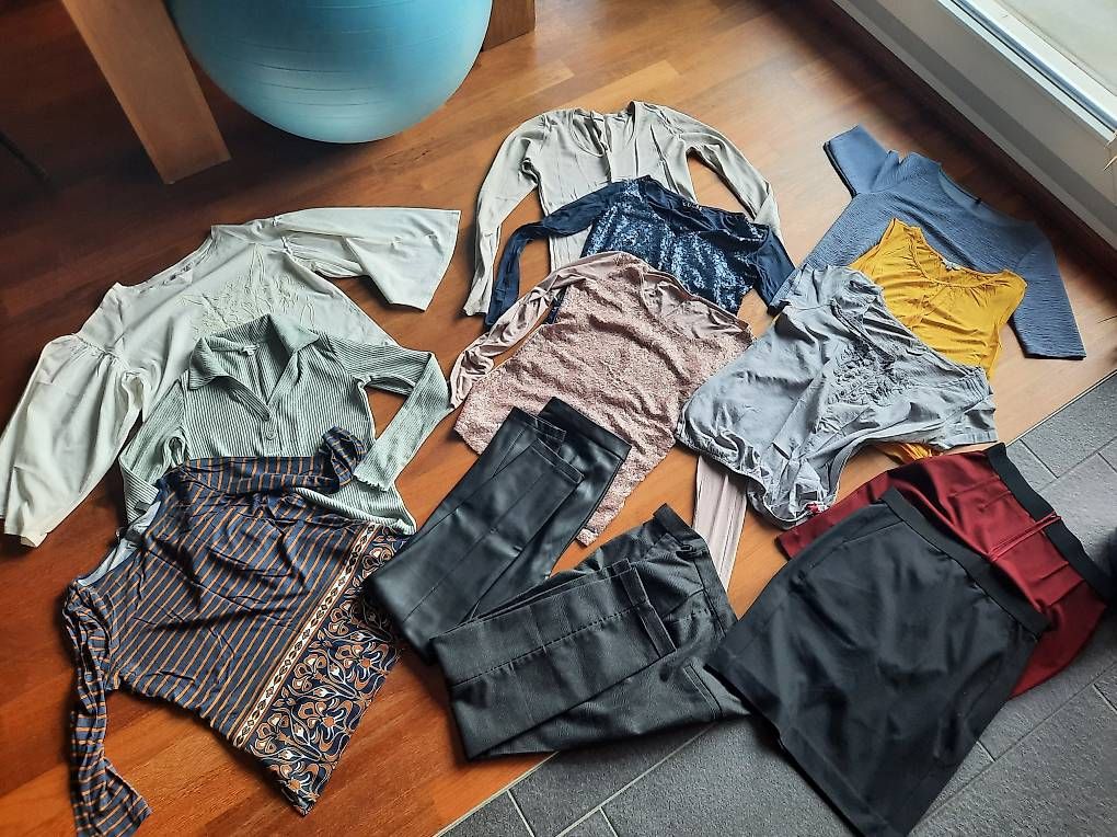 Lotti di vestiti: 13 Marke Kleidestücke Gr.36 - ein Preis ! – Usato da Buchs SG venduto da miska01