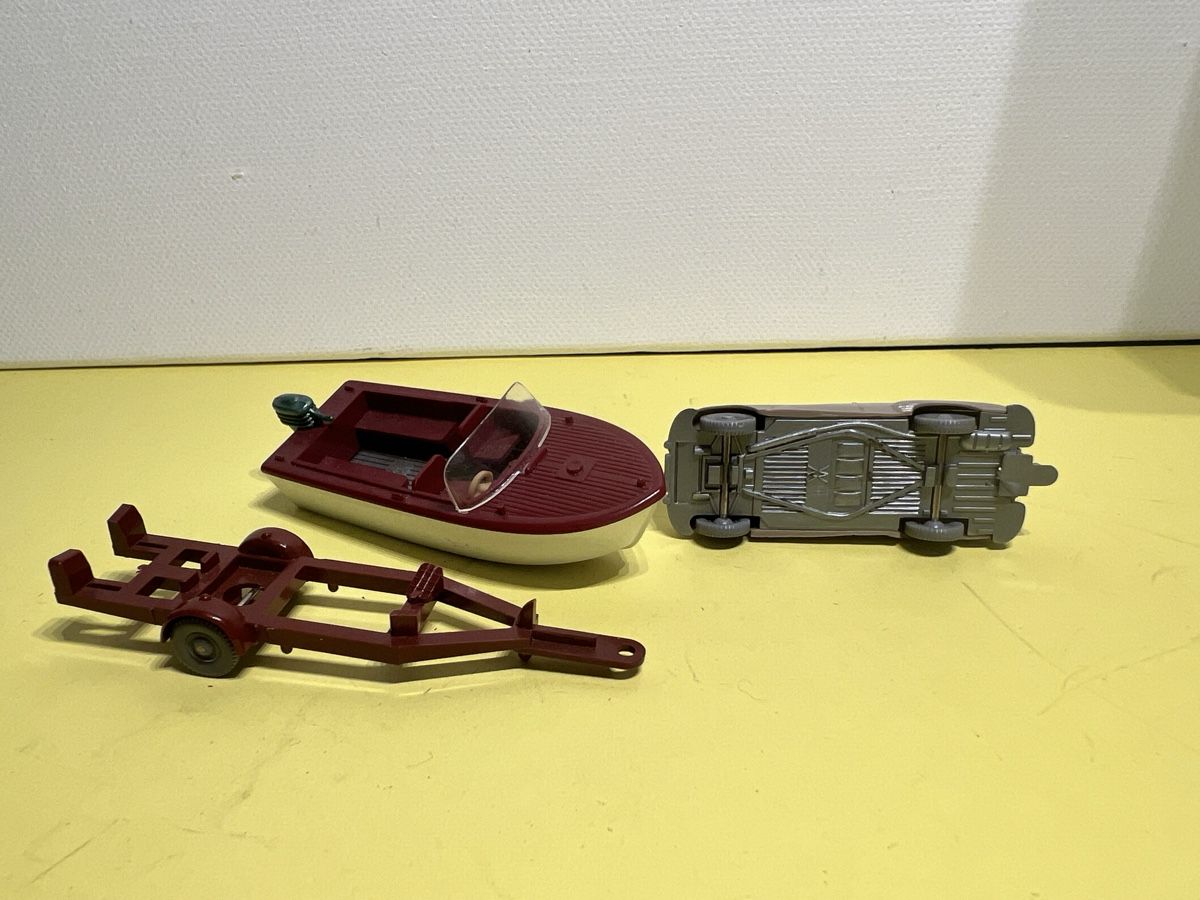 Wiking Modellini d'auto: Wiking DKW mit Motorboot-Anhänger in 1/87 – Usato da Weinfelden venduto da Kammerflimmern 2