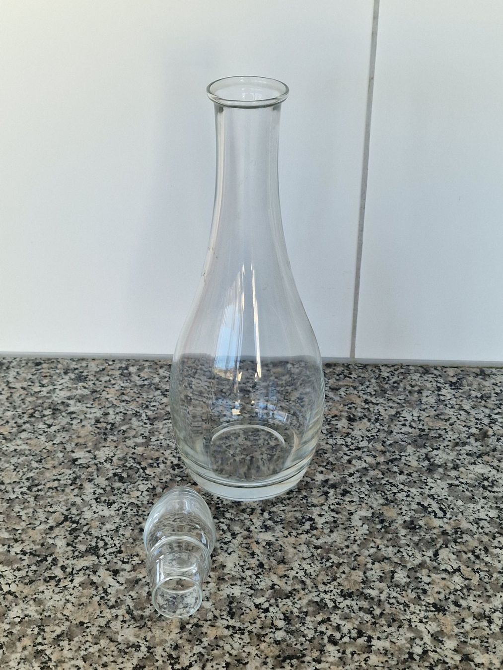 Caraffe: Elegante Weinkaraffe / Weincaraffe aus Glas – Usato da Berikon venduto da Bifi7 1